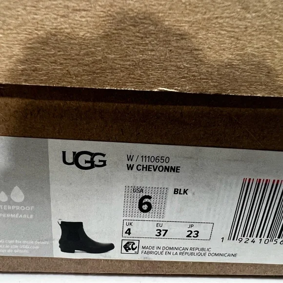 UGG Black Rain & Snow Boots with Elastic Panels - Picture 7 of 8